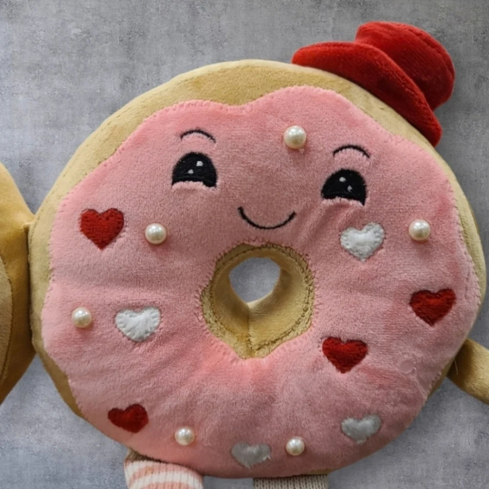 Valentines Day Couple Pink Donut Pair w/ Hearts & Pearls Shelf Sitter Decor NEW